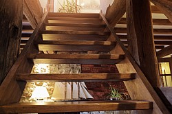 Treppe Antik alt aufgearbeitet